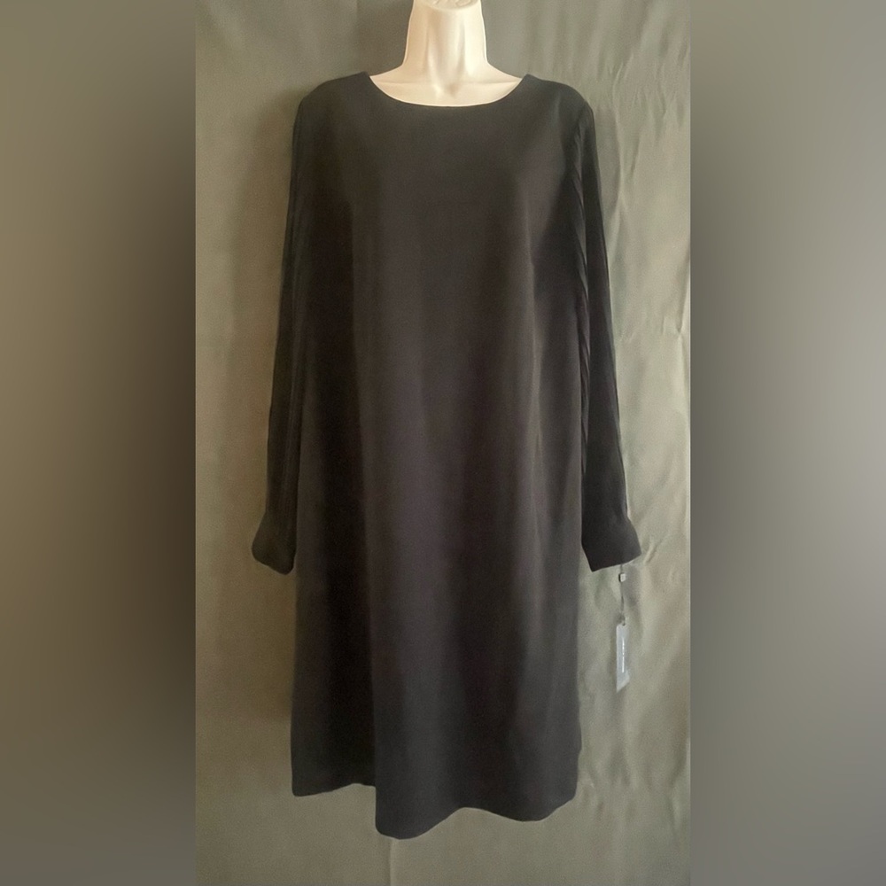 (12) NWT women's plus size dress Tommy Hilfiger (16W) MSRP $129